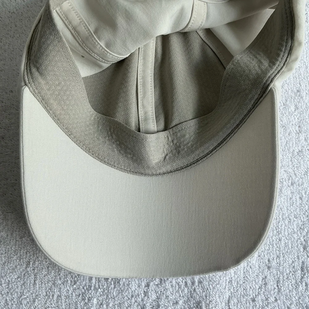 lululemon athletica Cream Cap